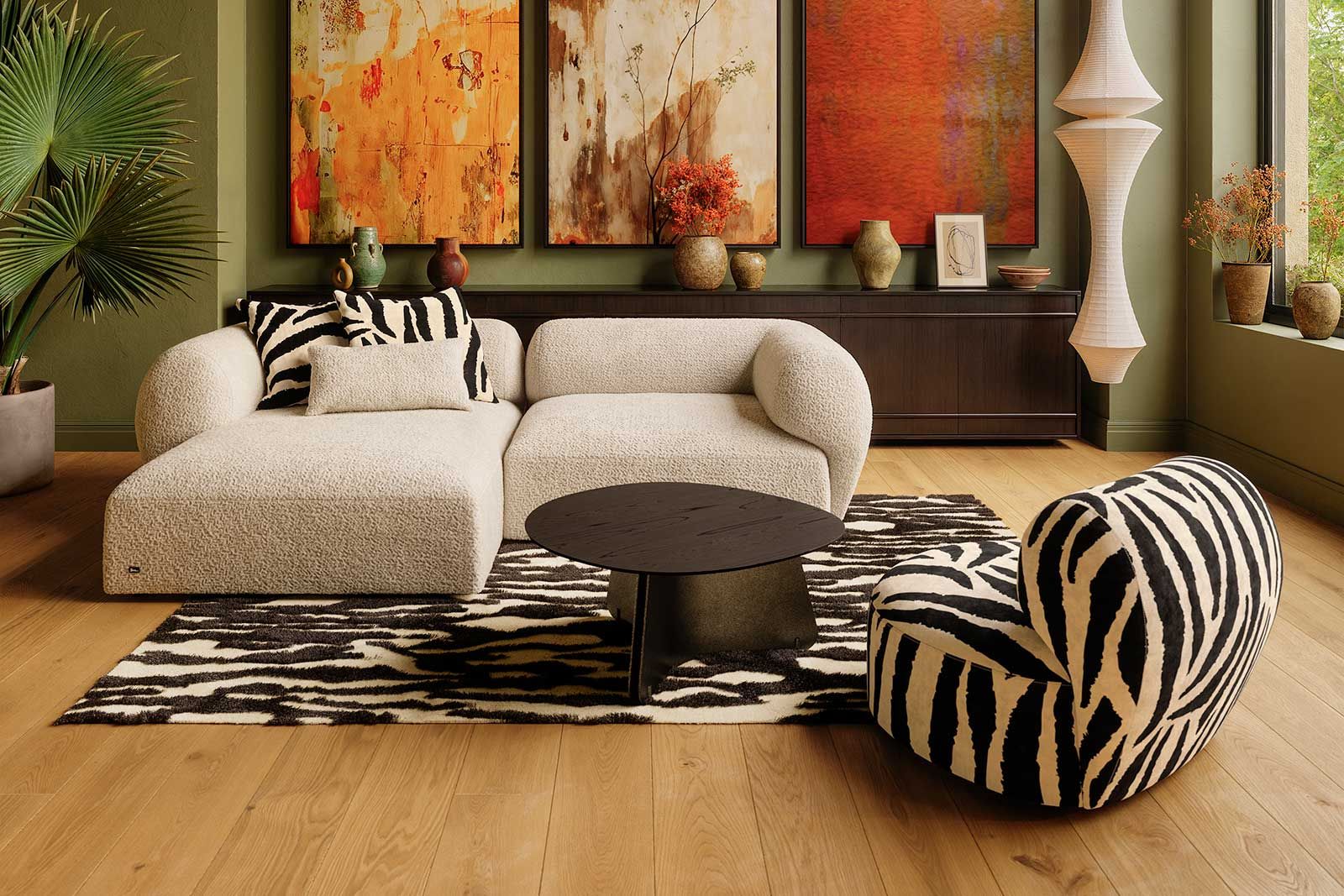 «Tharuun» heisst die neue Kollektion, die Bretz an den Interior Design Days in Köln vorgestellt hat. Sofa und Sessel verbinden konstruktive Präzision mit ruhiger Formensprache. Die abgestimmte Polsterstruktur sorgt für Halt und Nachgiebigkeit und bringt so Funktion und Design ins Gleichgewicht.